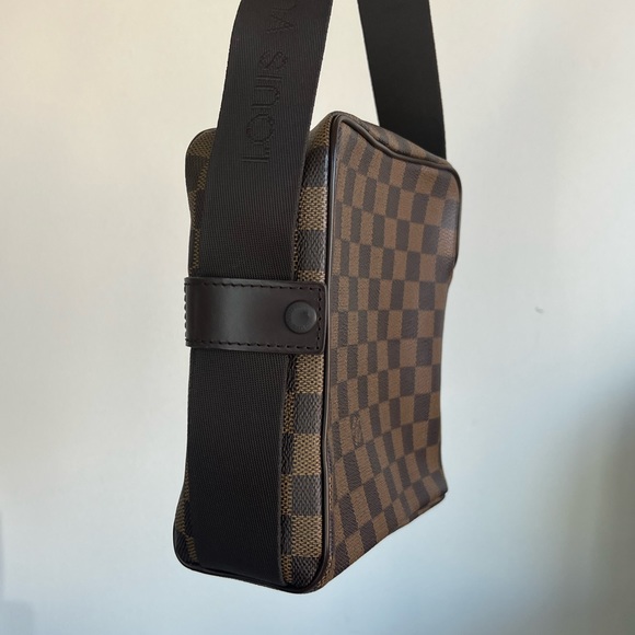 Louis Vuitton Damier square cross body in excellent condition! - Picture 1 of 11